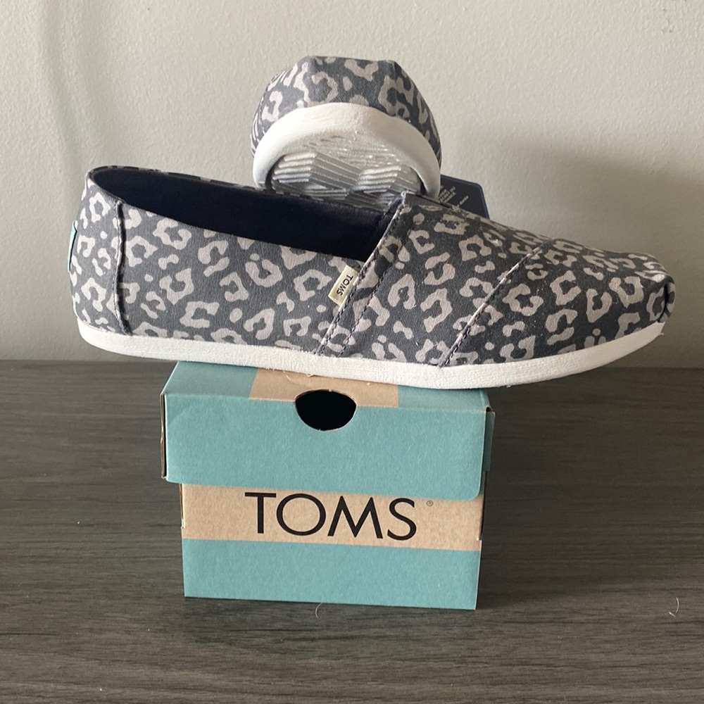 Toms- Alpargata- Steel Grey Painted Leopard Print- Size 9